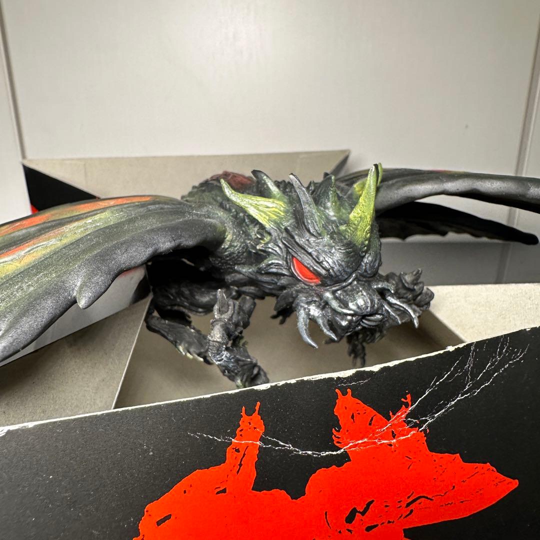 海洋堂 NANKOKU FACTORY バトラ成虫 ソフビキット 塗装済み完成品 バトラ成虫 ソフビキット復刻版|海洋堂 | ユニオンクリエイティブ