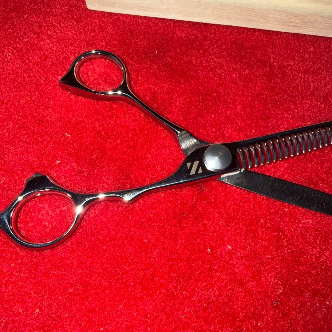 SG-302T SHIGERU 燕三条 プロ用 セニングシザー スキ鋏 - メルカリ