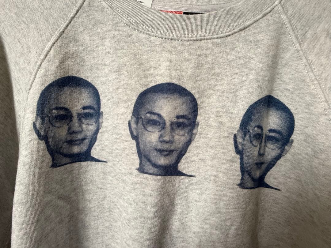 araki-ARAKI 顔プリント スウェット グレー Lサイズ - メルカリ