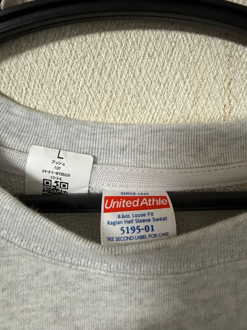 araki-ARAKI 顔プリント スウェット グレー Lサイズ - メルカリ