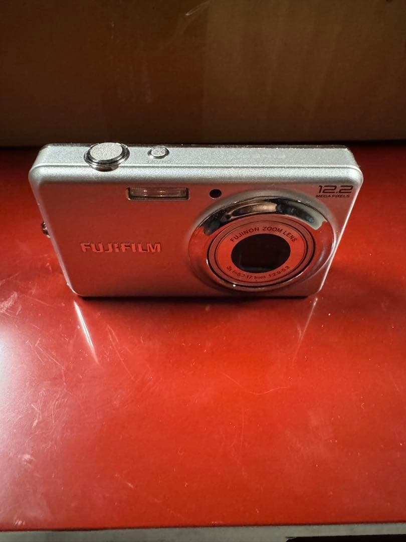 FUJIFILM FinePix J30 シルバー　動作未確認 Amazon | FUJIFILM デジタルカメラ FinePix(ファインピックス) J30