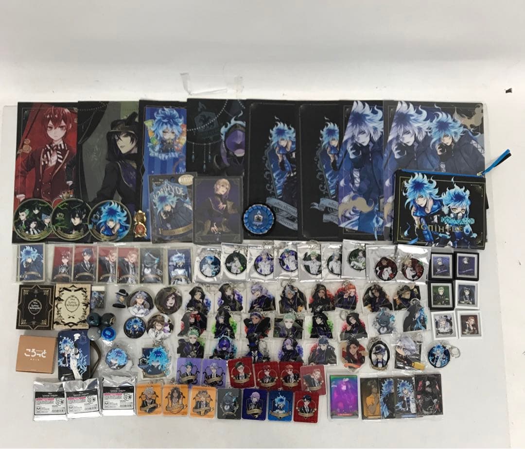 ツイステ グッズ まとめ売り - メルカリ