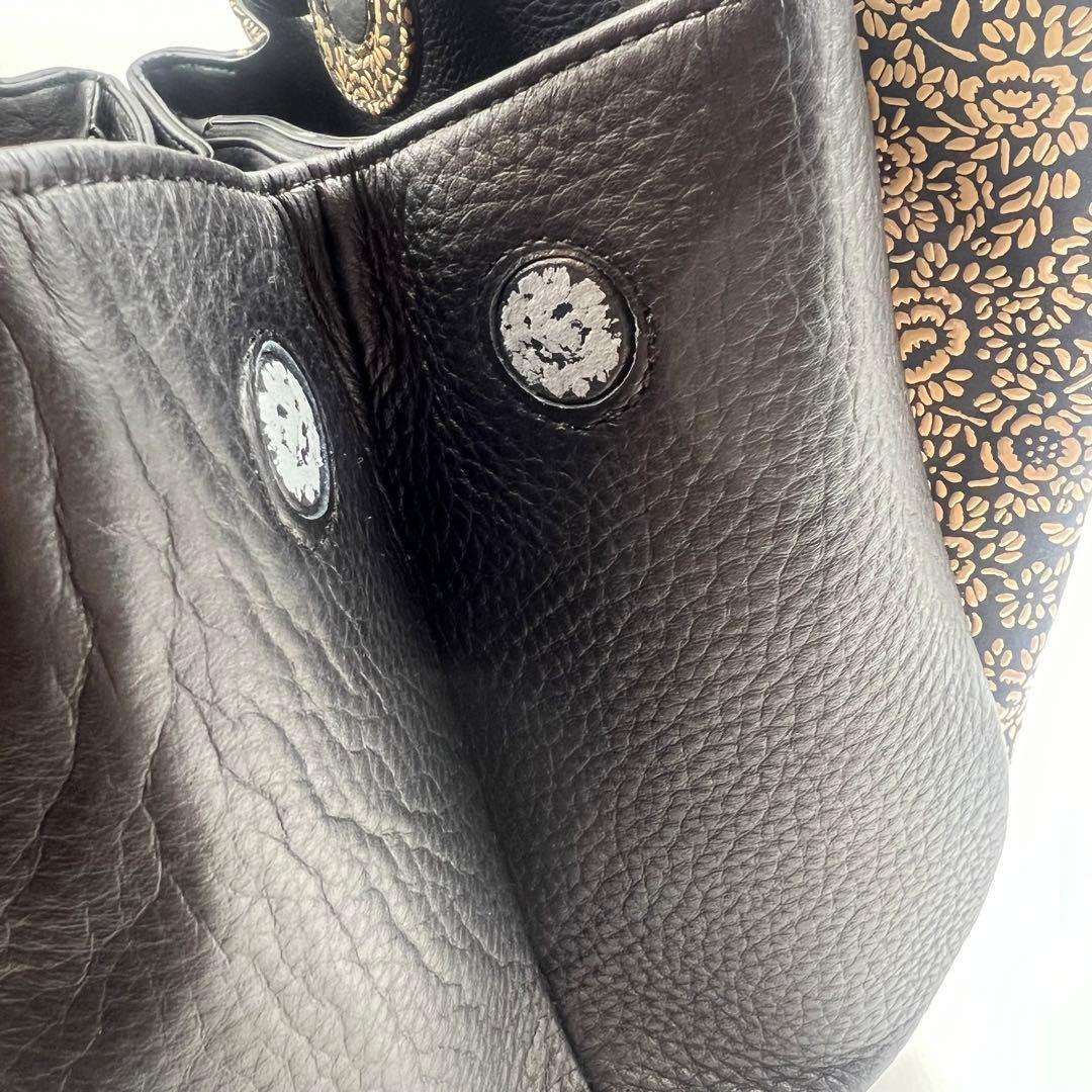 未使用 定価13万 CRESCEND 和装用バッグ 黒とベージュの薔薇 印伝