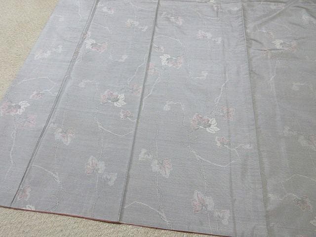 本場白大島紬：美品：ピンク色蔦とつる：袷正絹：P11 - メルカリ