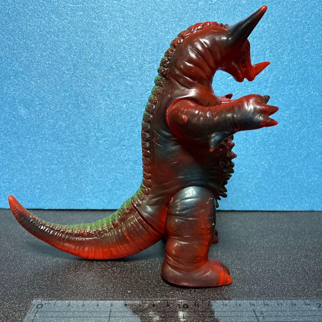 ブルマァク ゴモラビンテージソフビ