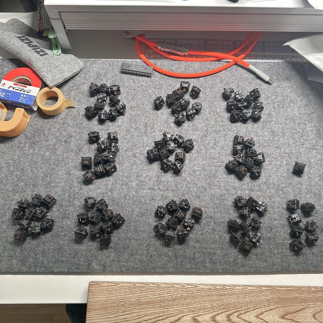 Pre-Retooled Vintage Cherry MX Black Switches (110pcs): Classic