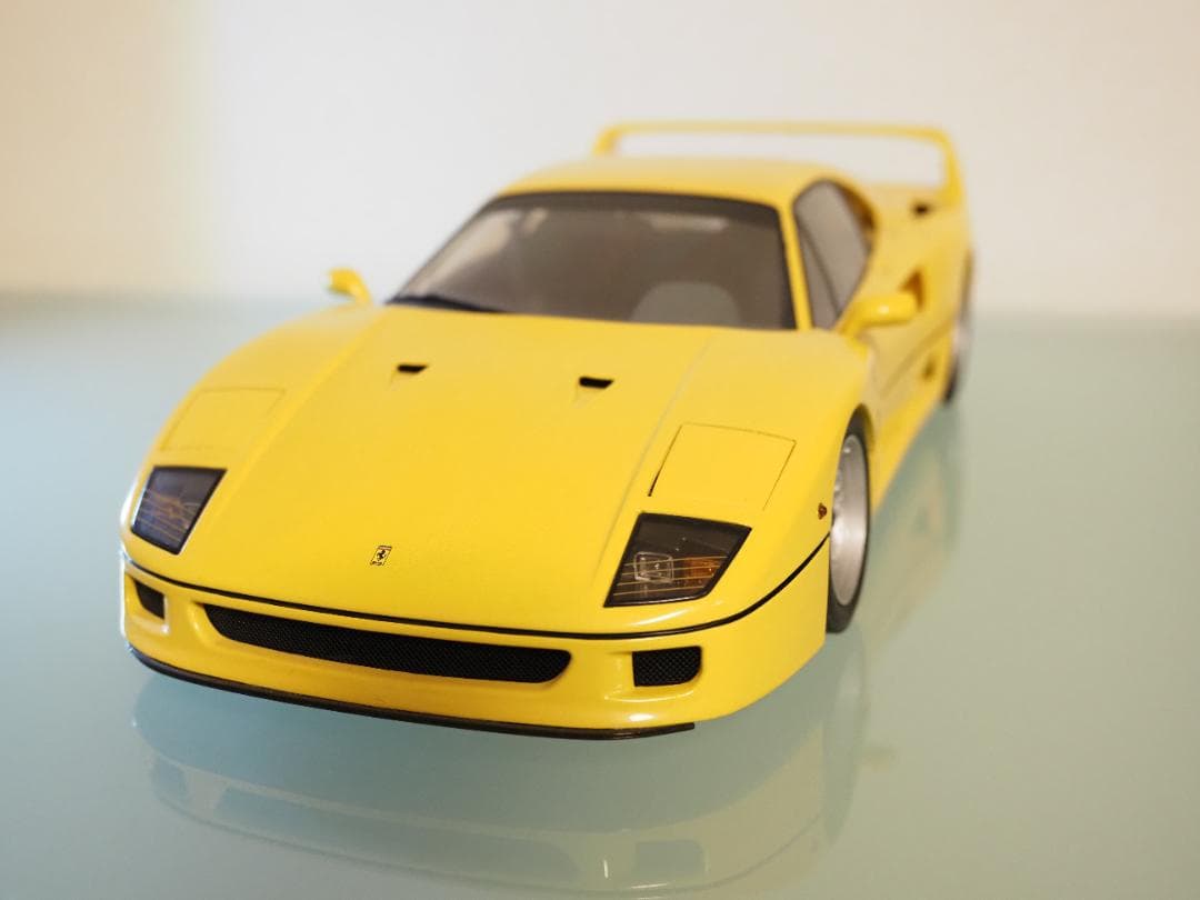 AUTOart 1/18 Ferrari F40イエロー旧ダイキャスト開閉モデル - メルカリ