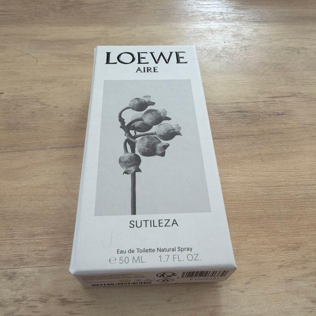 LOEWE AIRE SUTILEZA 50ML 香水 空箱 - メルカリ