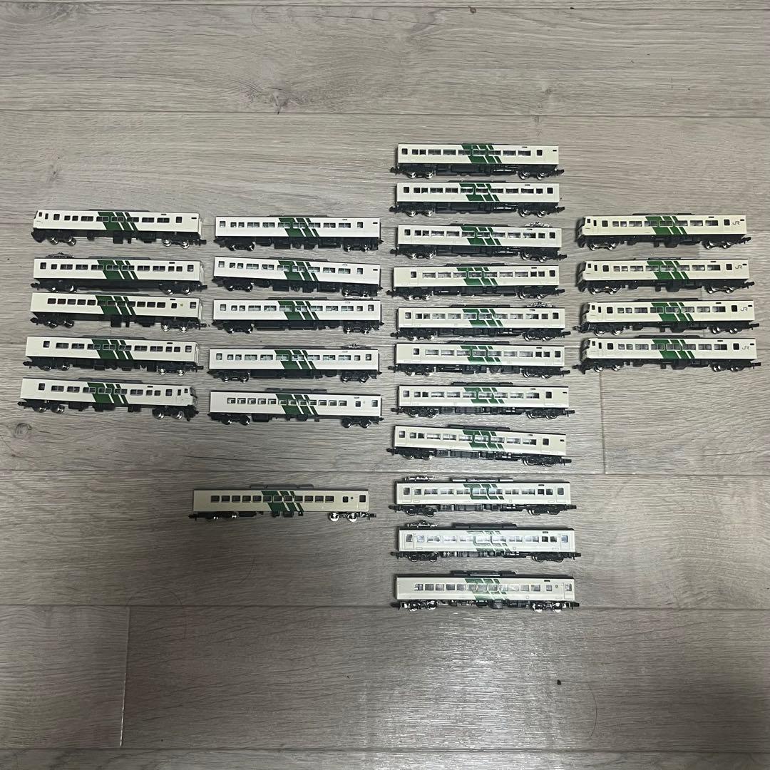 【ジャンク】鉄道模型　185系　26両セット JR 185-0系特急電車（踊り子・強化型スカート）基本セットA｜製品情報