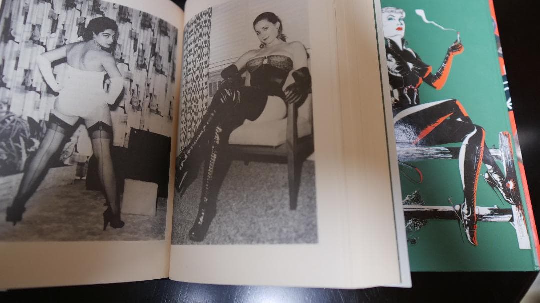 Taschen Exotique Magazine Vol. 1-3　ボンデージ