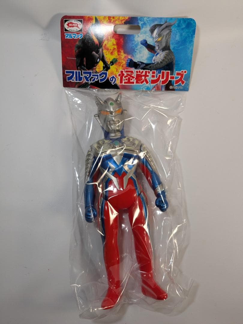 ブルマァクツブラヤストア限定カラーウルトラマンゼロソフビ