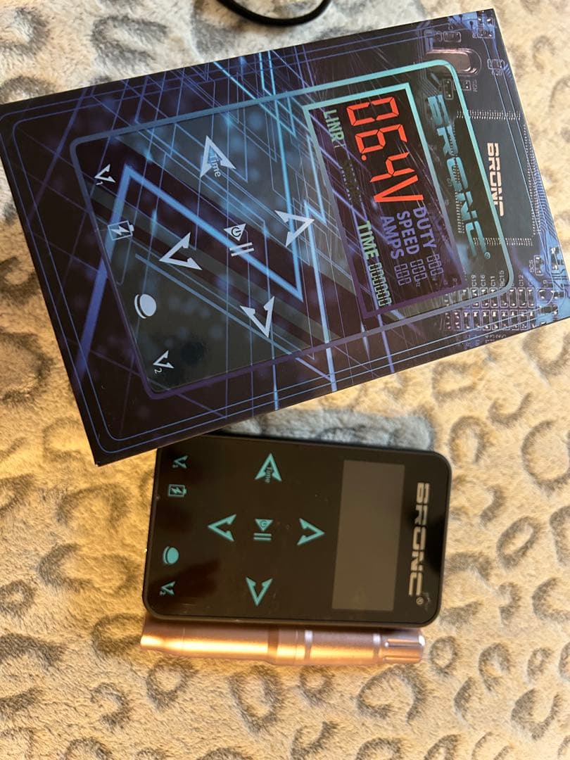 アートメイク　BRONC アイラインのアートメイクで、にじみ知らずのパッチリ目元に！💕 毎日