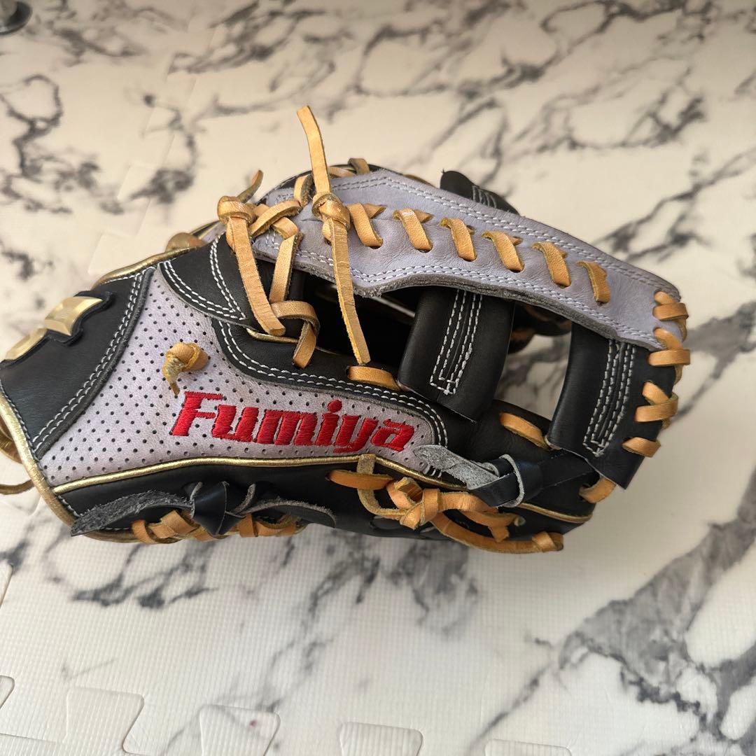 T*I様 サ*ー様 阪神 北條史也実使用グローブ - メルカリ