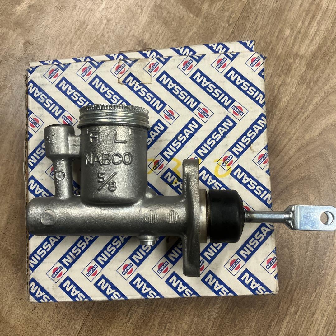 希少フェアレディSP310 クラッチマスターASSY新品未使用　日産純正の完品