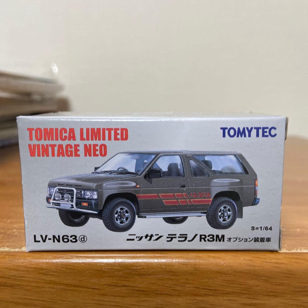 トミカリミテッドヴィンテージネオ ニッサン テラノ R3M オプション