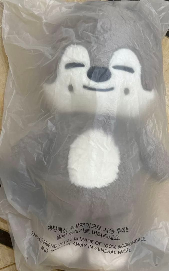 SKZOO ウルフチャン テディベア stray kids ぬいぐるみ - メルカリ