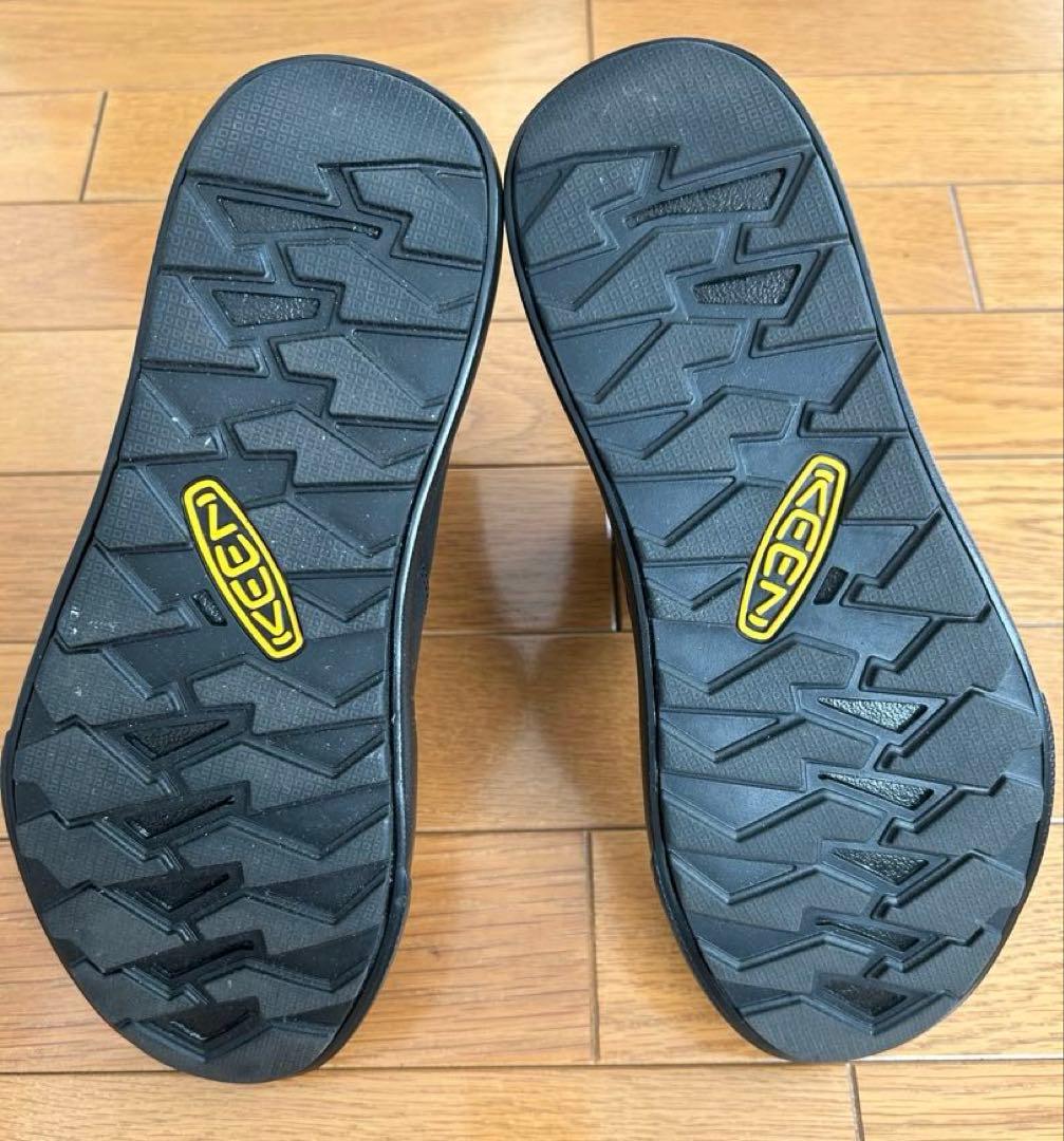 KEEN サイドゴアブーツ ELENA CHELSEA 防水 黒 23.5m