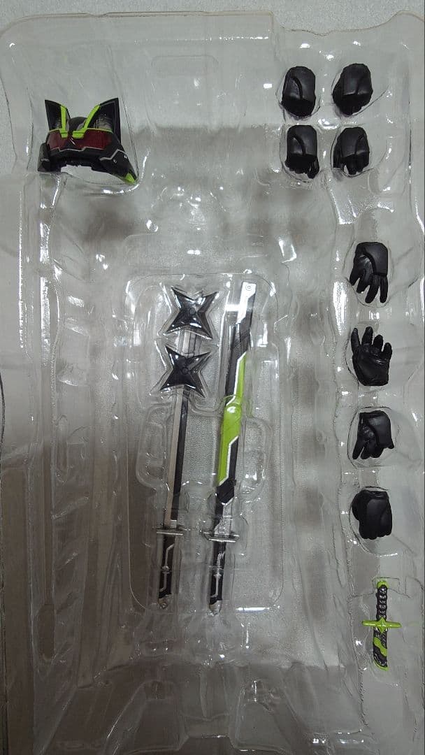 S.H.Figuarts 仮面ライダーギーツ ブジンソード(布マント)等 9体