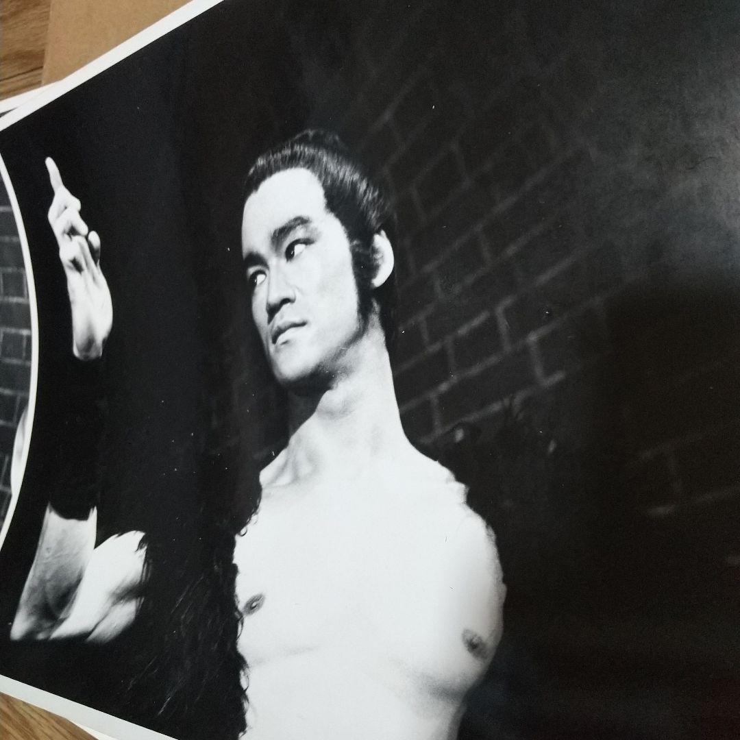 ブルース・リー生と死のゴールデンハーベストが出したスチール写真12枚