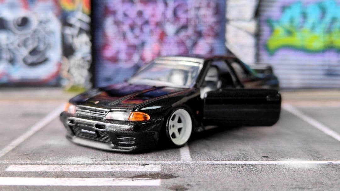 トミカ改造 日産 GTR R32 トミカくじ限定色☆深リムホットウィール