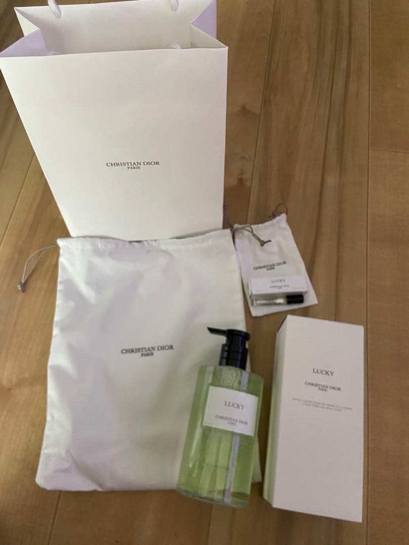 DIOR ラッキー リキッド ソープ &オードゥパルファン ミニチュア香水セット DIOR ラッキー リキッド ソープ &オードゥパルファン ミニチュア香水