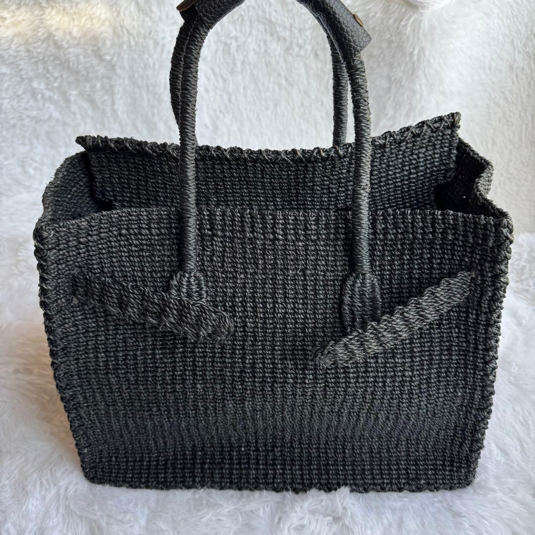 SEA(シー) オールアバカ カゴバック ブラック M A4収納 - メルカリ