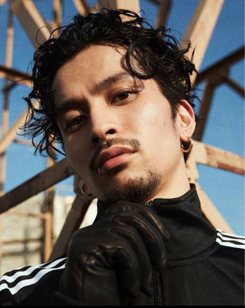 常田大希 山田涼介 ピアス キャリアリング 701 ゴールド - メルカリ