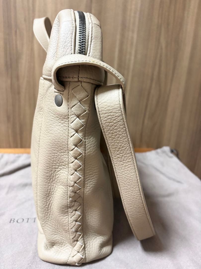 《ほぼ未使用》BOTTEGA VENETA ビジネスバッグ