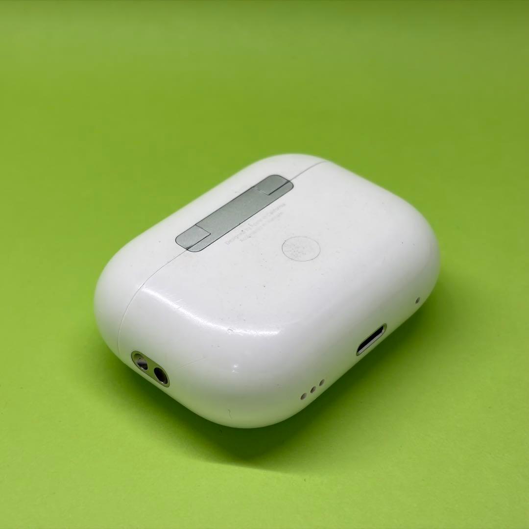 純正 AirPods Pro 第2世代 Lightning 充電ケース 172 - メルカリ