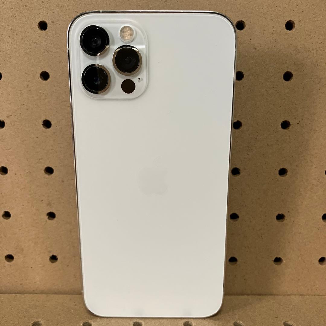 iPhone12Proシルバー128GB現状品、ジャンク品扱い！カメラ1箇所割れ