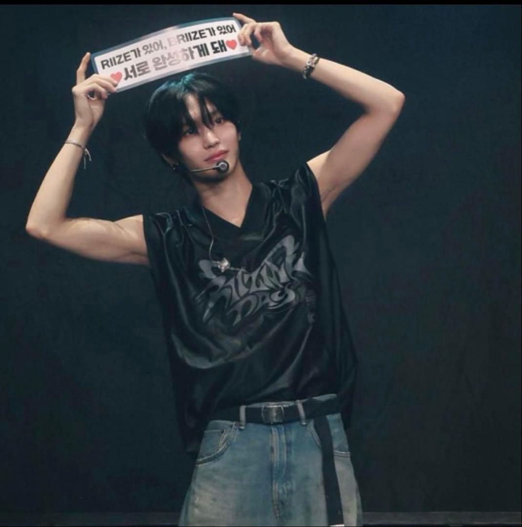 RIIZE ユニフォーム 本国MD WONBIN ver ウォンビン - メルカリ