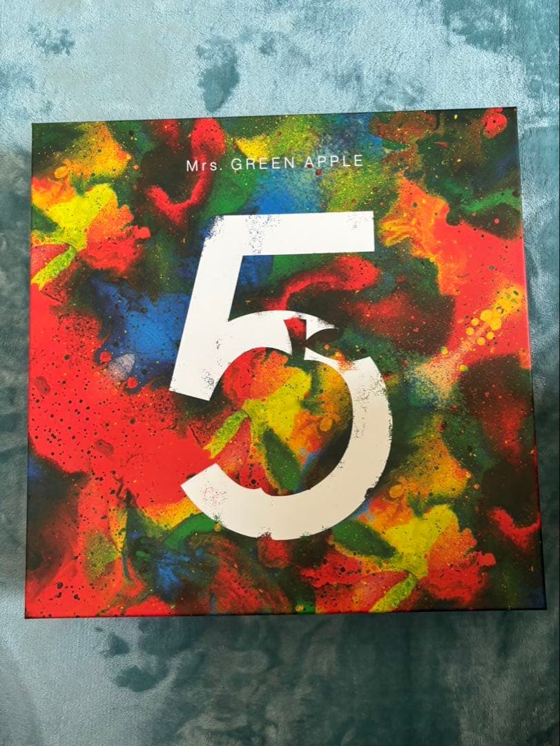 【完全生産限定盤】Mrs.GREEN APPLE 5 COMPLETE BOX Amazon.co.jp: 5 COMPLETE BOX(完全生産限定)(DVD+Blu-ray付