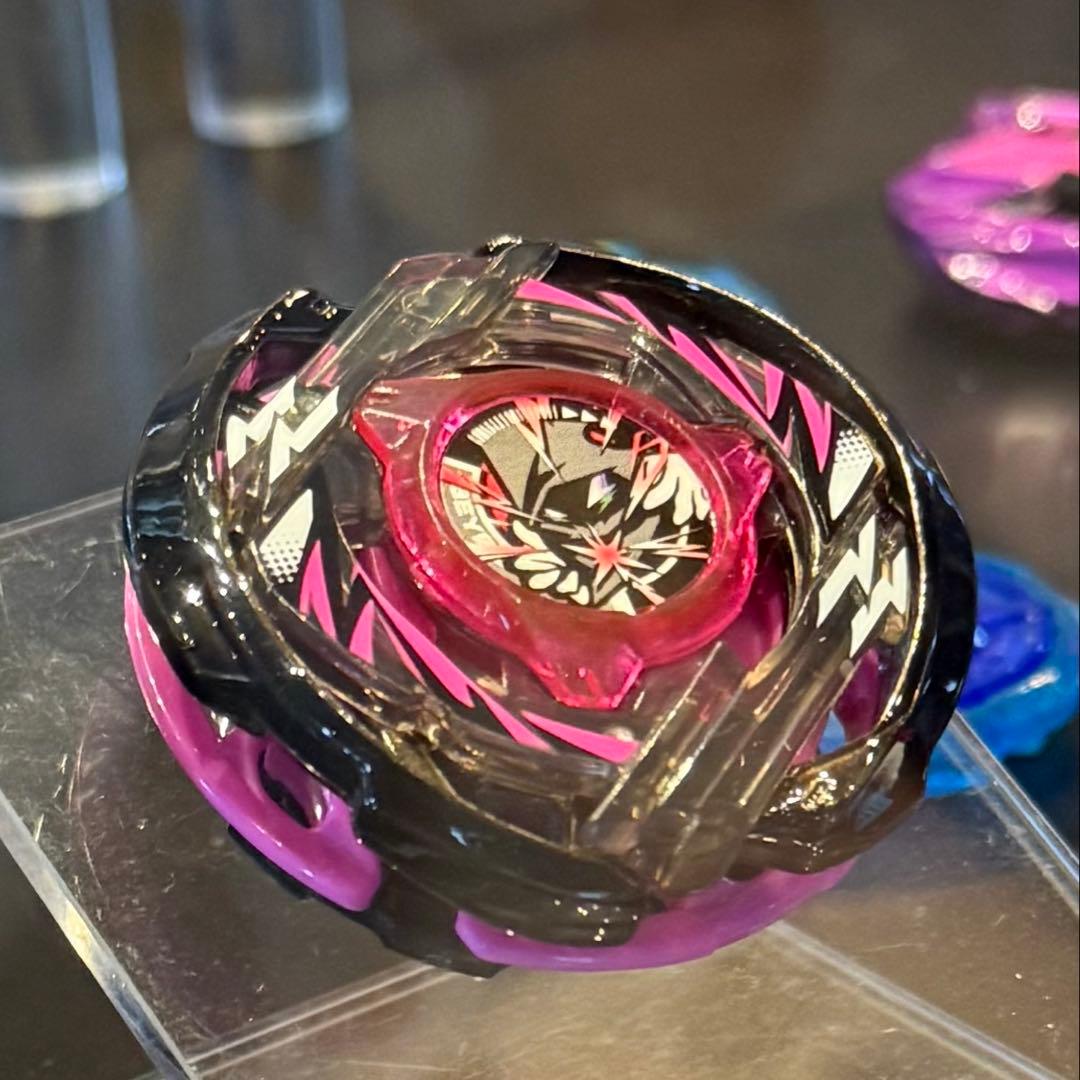 ベイブレード ウィザードアーク R4-55LO メタルコート ブラック 限定