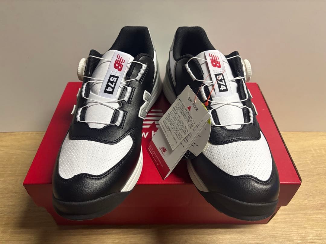 未使用 26.5cm 2E ニューバランスゴルフシューズUGBS574Lホワイト