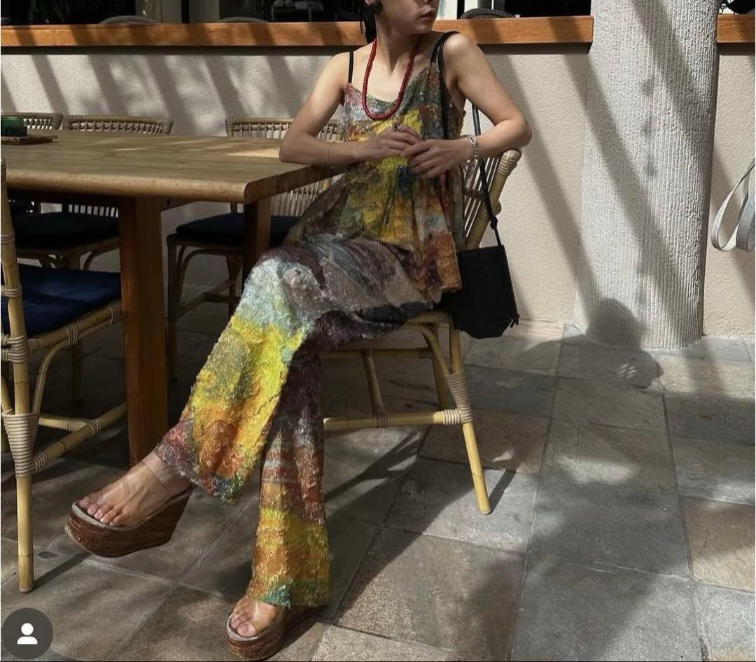 AMERI新品MEDI RACHEL FLUFFY ART CAMISOLE - メルカリ