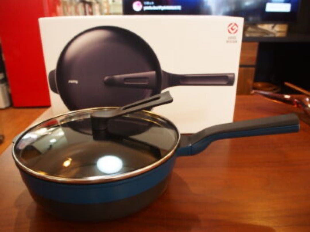 レミパンプラス　ネイビー新品 レミパンプラス（24cm）ネイビー｜大丸松坂屋オンラインストア