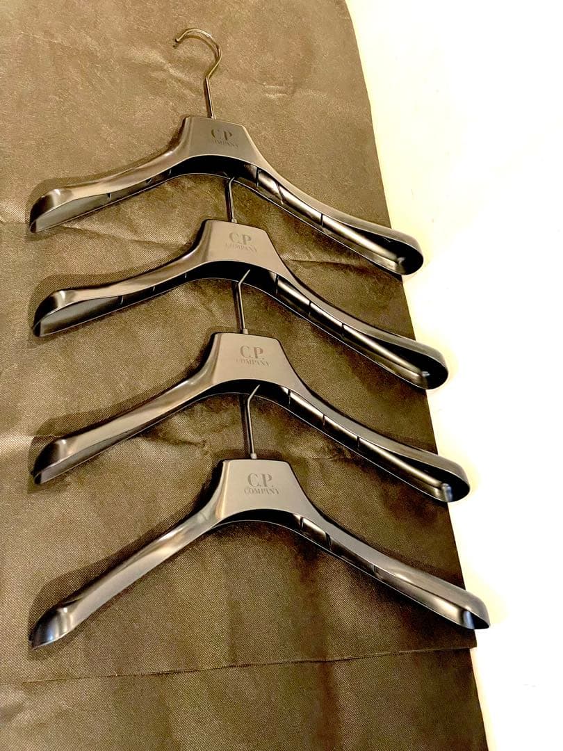 C.P.COMPANY シーピーカンパニーハンガー伊MAINETTI製13本