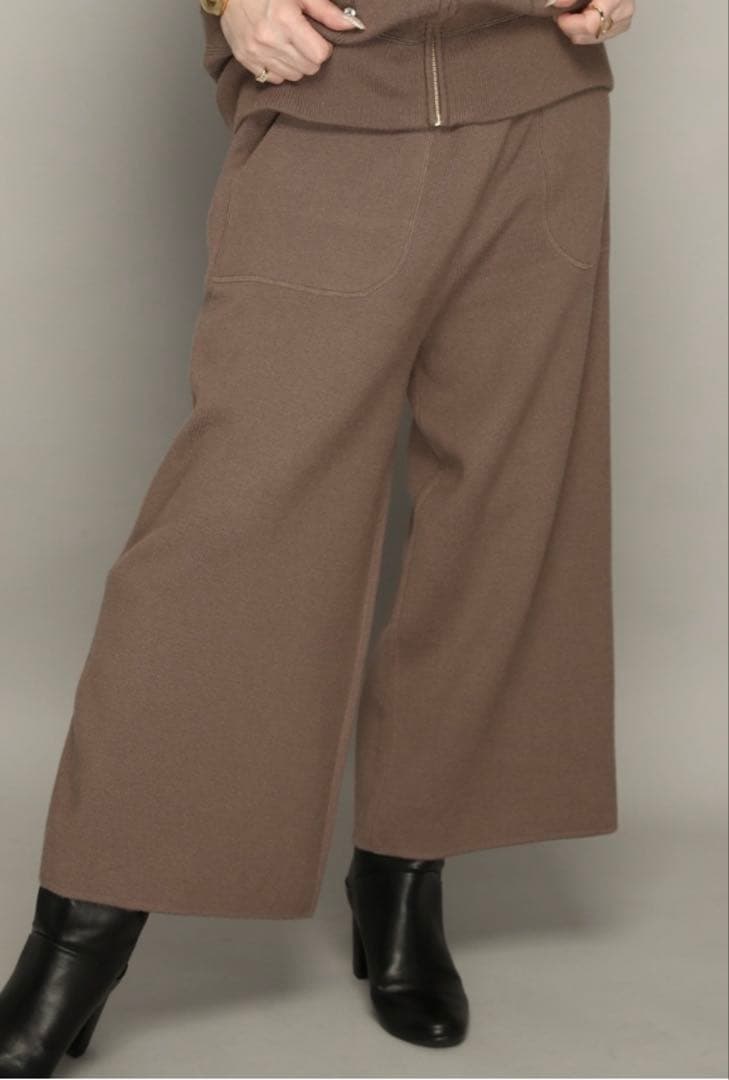 アンコキーヌ コアスパニットガウチョパンツ - メルカリ