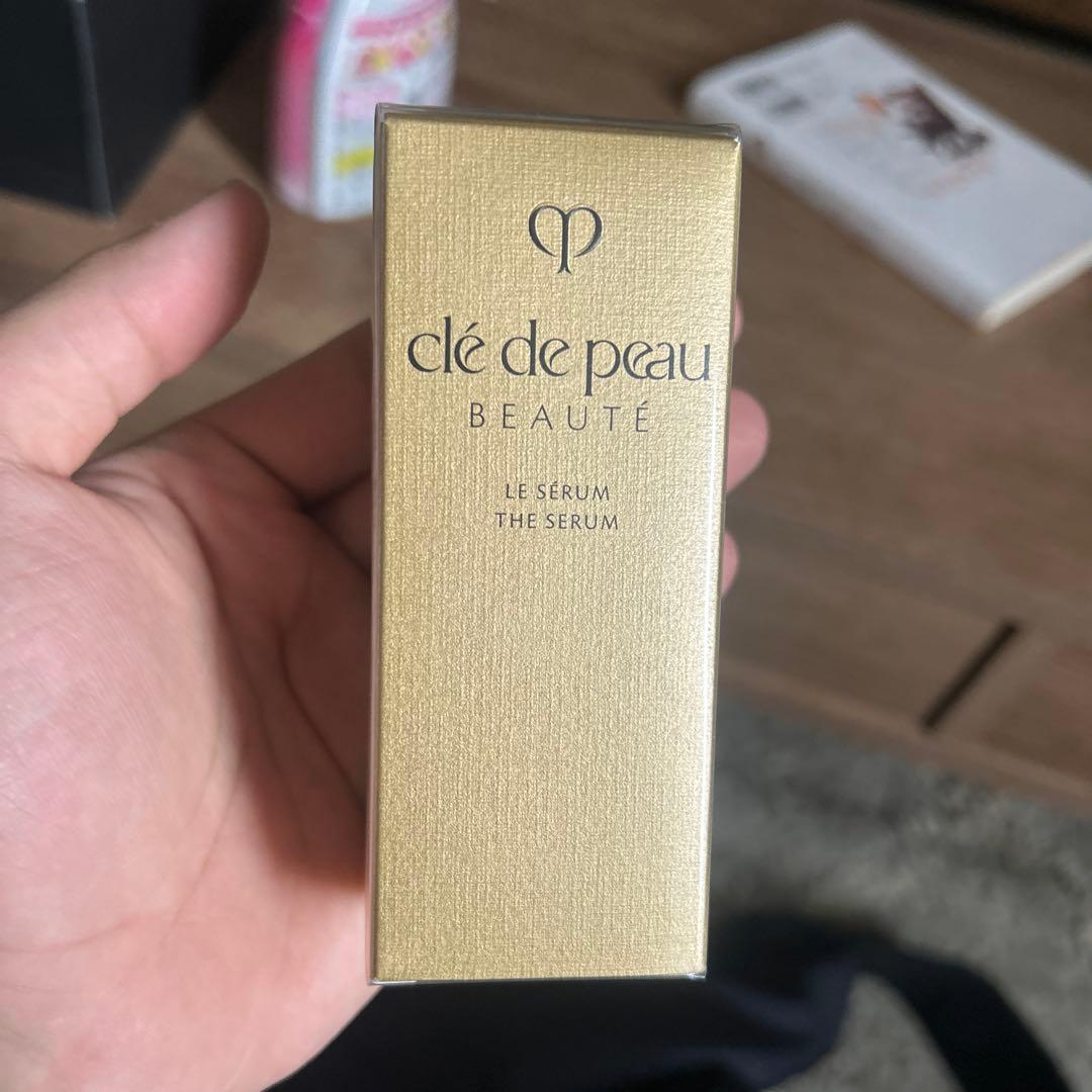 clé de peau LE SERUM 50ml Cle de Peau Beaute The Serum, 1.69 fl oz | Costco