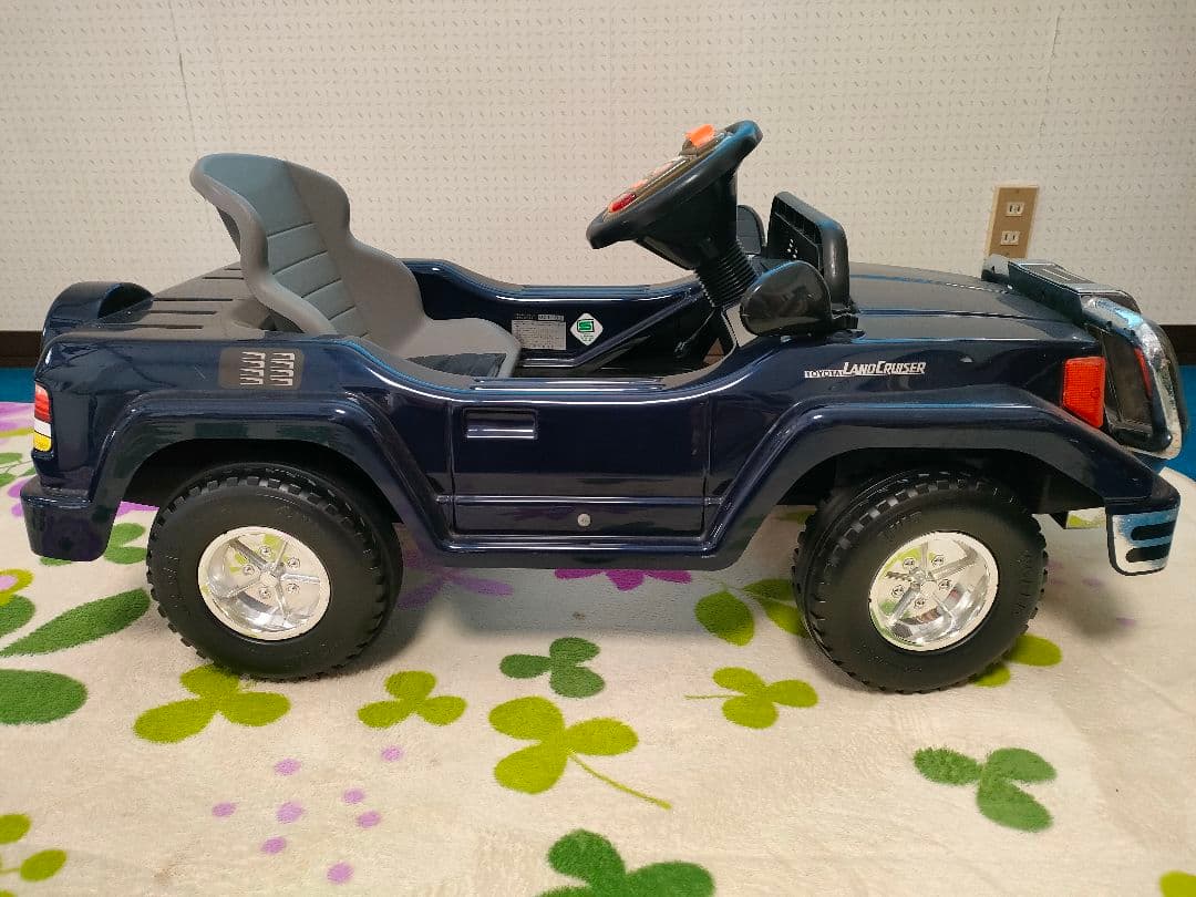 TOYOTA ランドクルーザー 乗用玩具 ネイビー