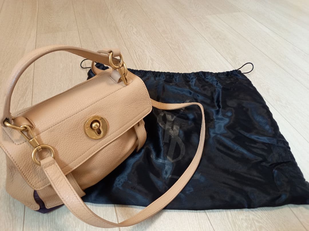 ル*フ様 サンローランミューズトゥミニ ベージュ 楽天市場】サンローラン ミューズトゥ ミニの通販