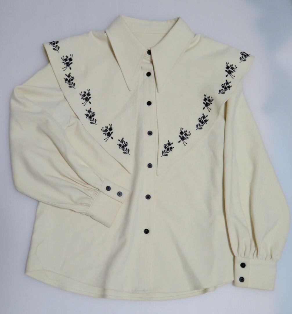 完売品】KUOSE 襟付き ブラウス コーデュロイ - メルカリ