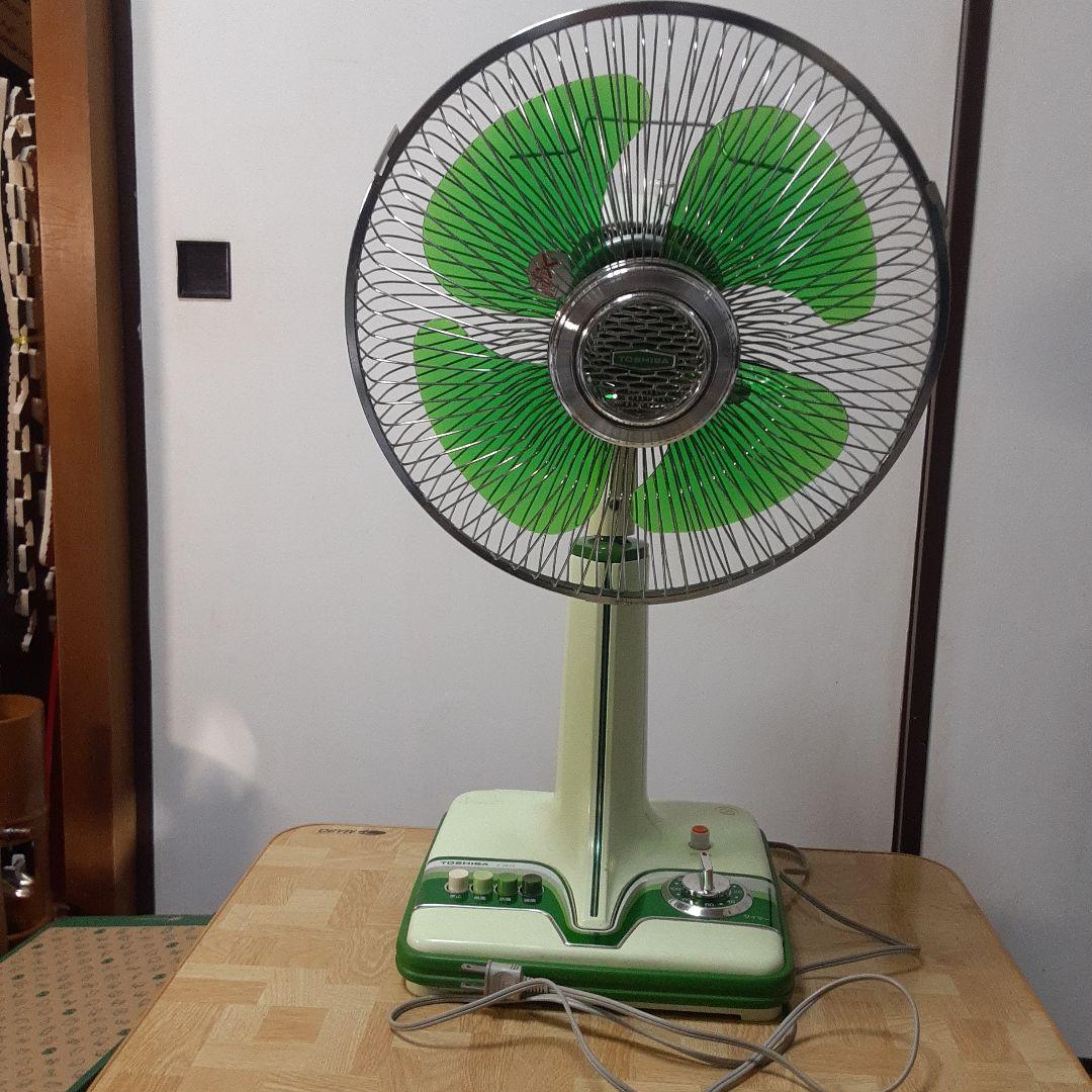 TOSHIBA レトロ扇風機 F-221G - メルカリ
