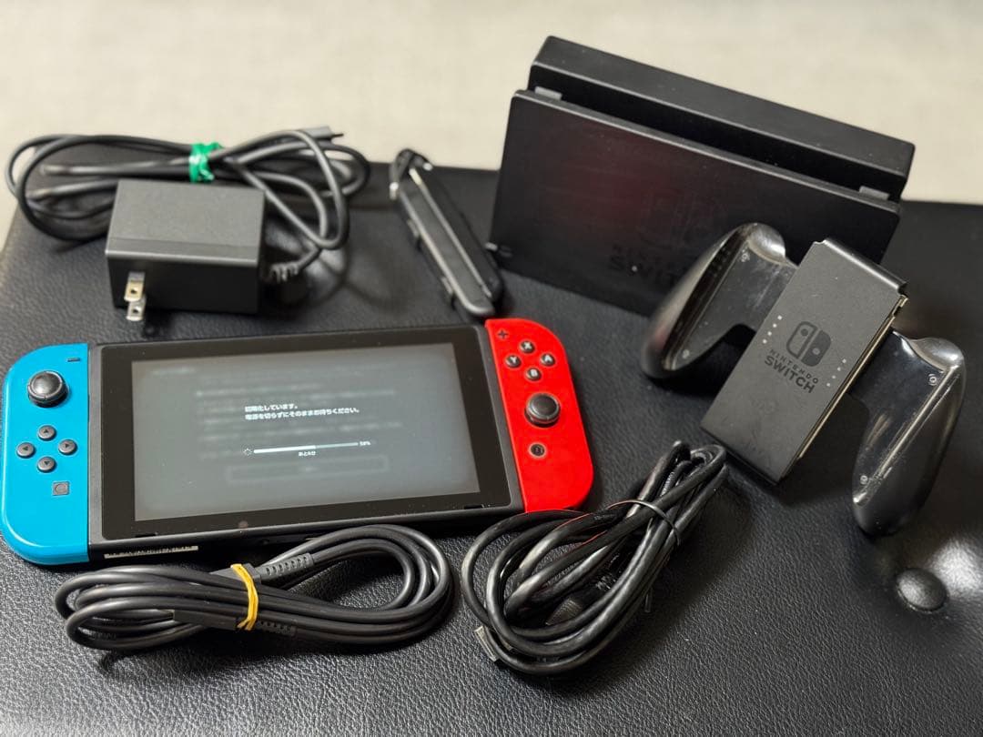 Nintendo Switch 本体 付属品完品 任天堂（Nintendo） 新型 スイッチ Switch 本体 完品 ジョイコン Joy