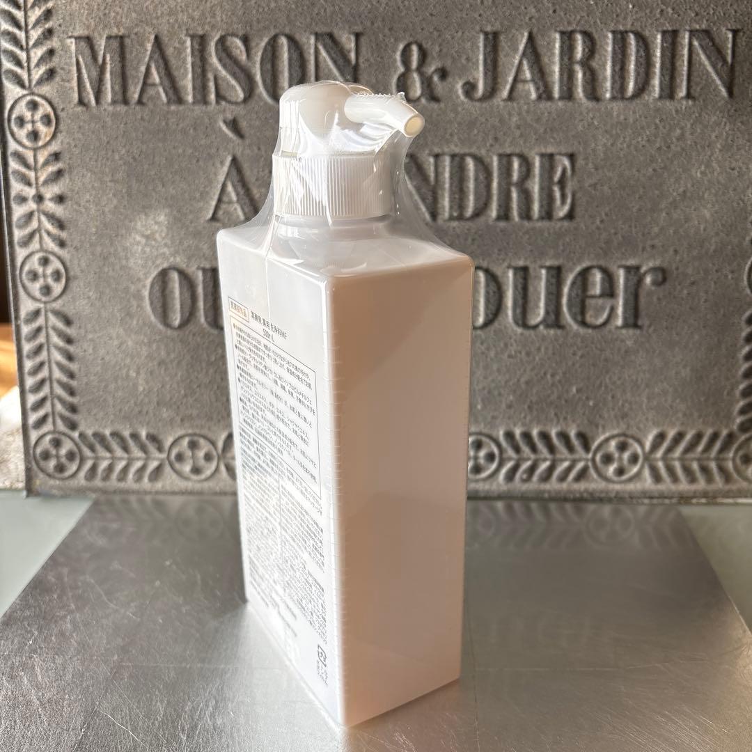 最新版】薬酵泉全身洗浄料MF500mL+100mLヒスイグリーンボトル - メルカリ