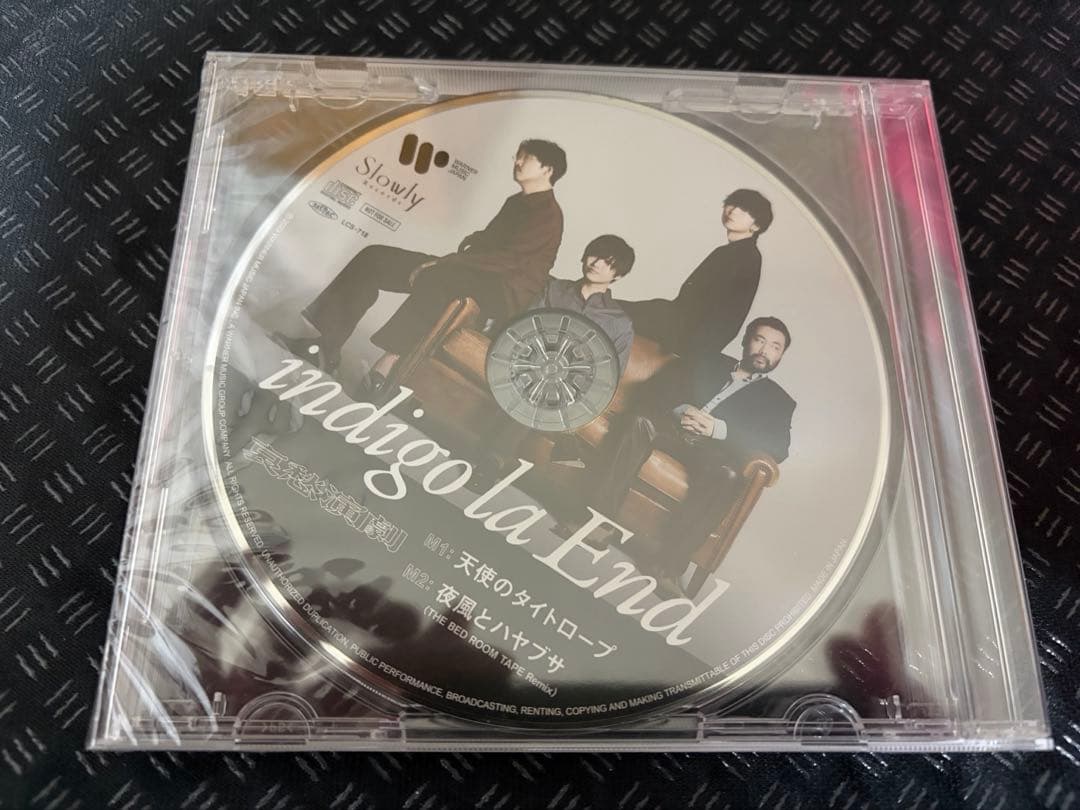 indigo la Endのアルバム「哀愁演劇」の限定版CD Amazon.co.jp: 哀愁演劇 (初回生産限定盤C 3CD) - indigo la End