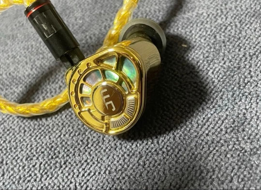 Jomo Audio Nautilus 付属品完備 リケーブル付 - メルカリ