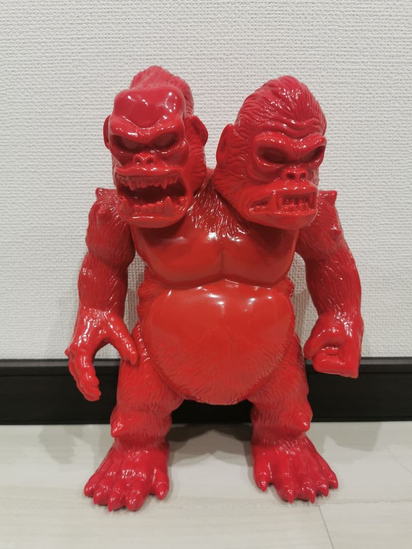 ソフビ Sofubi HxS キングゴリラ獣 RED 30CM ソフビ Sofubi HxS キングゴリラ獣 RED 30CM Yahoo!オークション