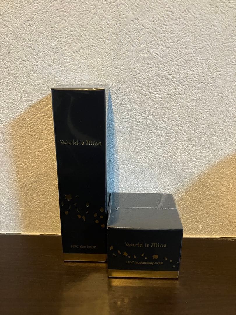 World is mine スキンローション モイスチュアライジングクリーム World is Mine(ワールドイズマイン) / HSCモイスチュアライジング