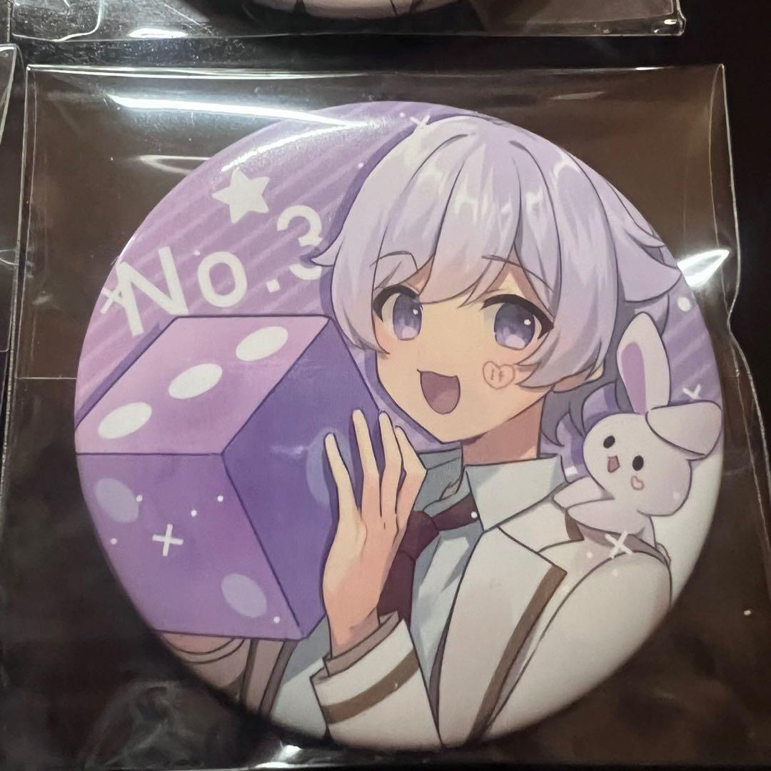 いれいす 初兎 推しみつ2022ver. 缶バッジ(復刻あり) - メルカリ